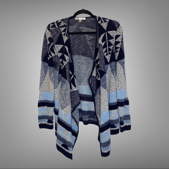 Closet Space Sweater - Picture 1 of 5